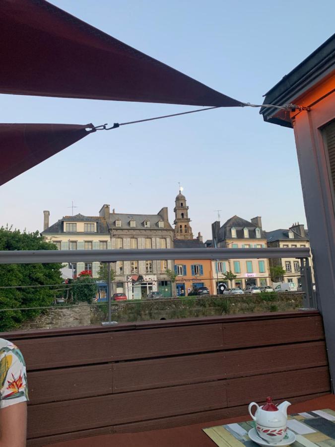 Nuit Sur Le Pont 5 Apartment Landerneau Exterior photo